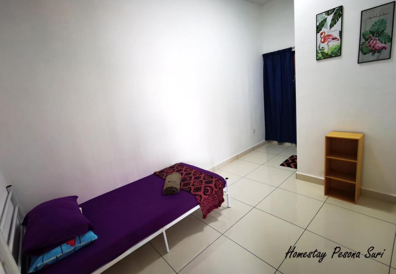 Pesona Suri Homestay บาตู ปาฮัท ภายนอก รูปภาพ